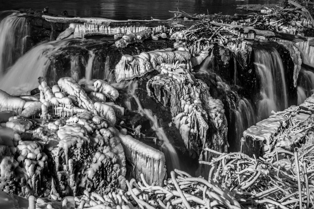 5.PatersonFalls.Melting.HR.11.25_.022